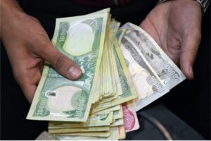 نزل الراتب.. تم إطلاق رواتب موظفي الدولة للشهر الحالي